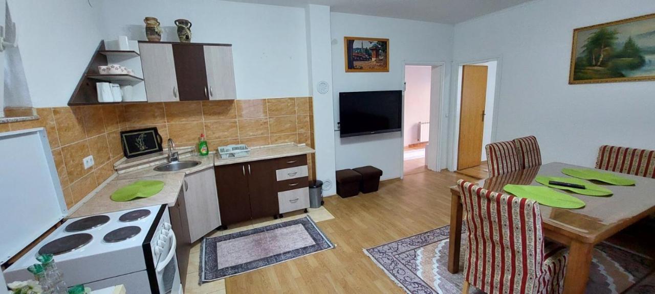 Melaaj Hill Apartment ซาราเยโว ภายนอก รูปภาพ