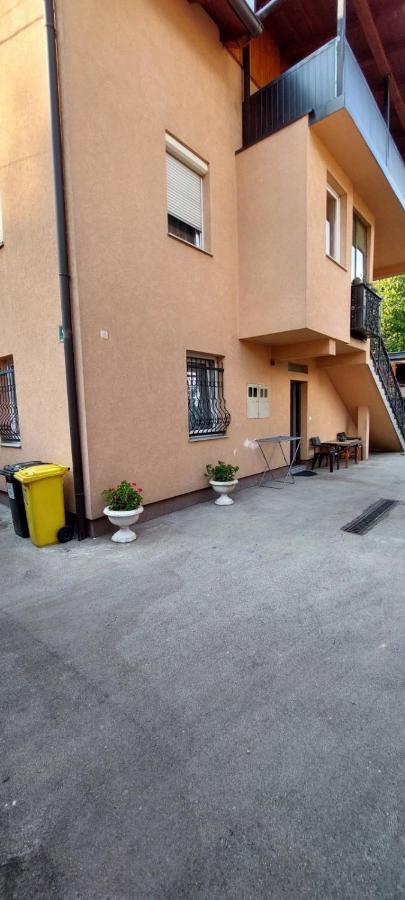Melaaj Hill Apartment ซาราเยโว ภายนอก รูปภาพ
